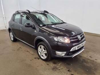 2014 (14) - 0.9 TCe Laureate 5dr