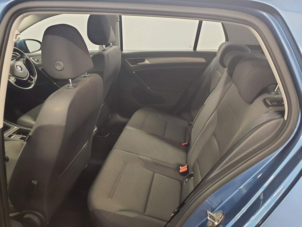 Used Volkswagen Golf 2017 for sale - 77850325: Photo 10