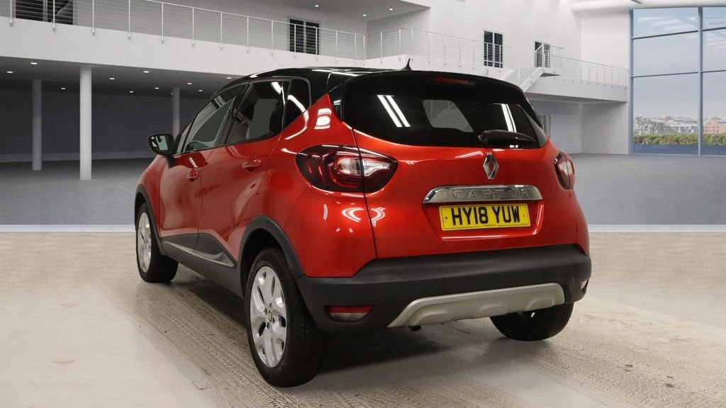 Used Renault Captur 2018 for sale - 76510215: Photo 3