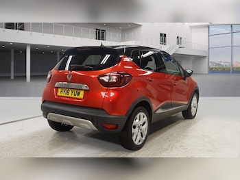 Used Renault Captur 2018 for sale - 76510215: Photo