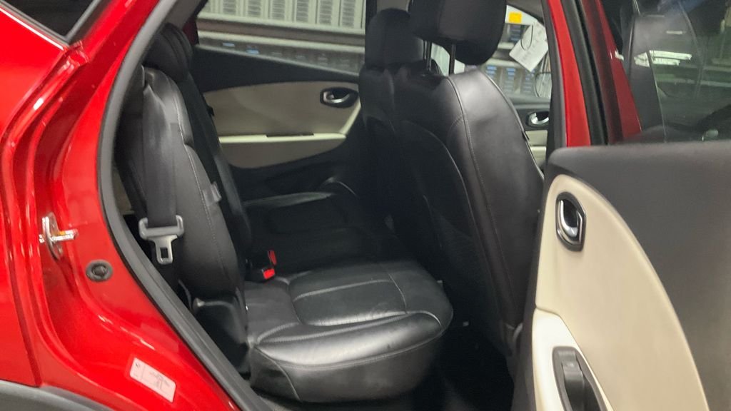 Used Renault Captur 2018 for sale - 76510215: Photo 7