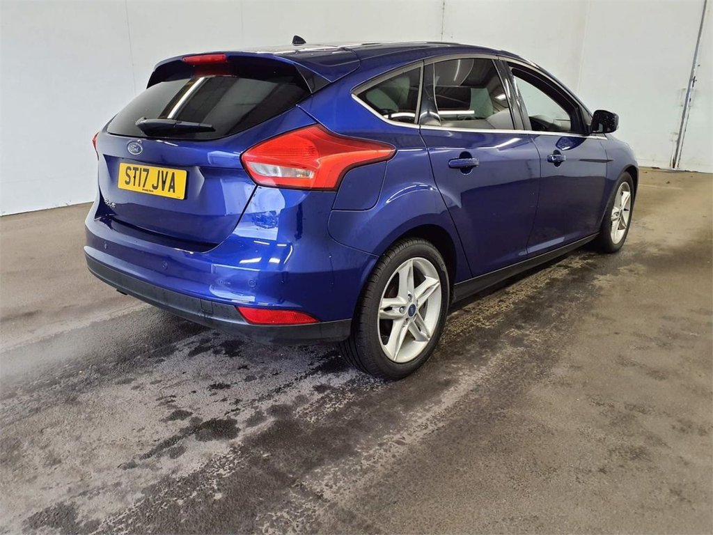 Used Ford Focus 2017 for sale - 76867847: Photo 5