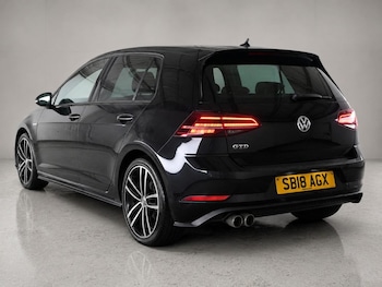 Used Volkswagen Golf 2018 for sale - 79059436: Photo