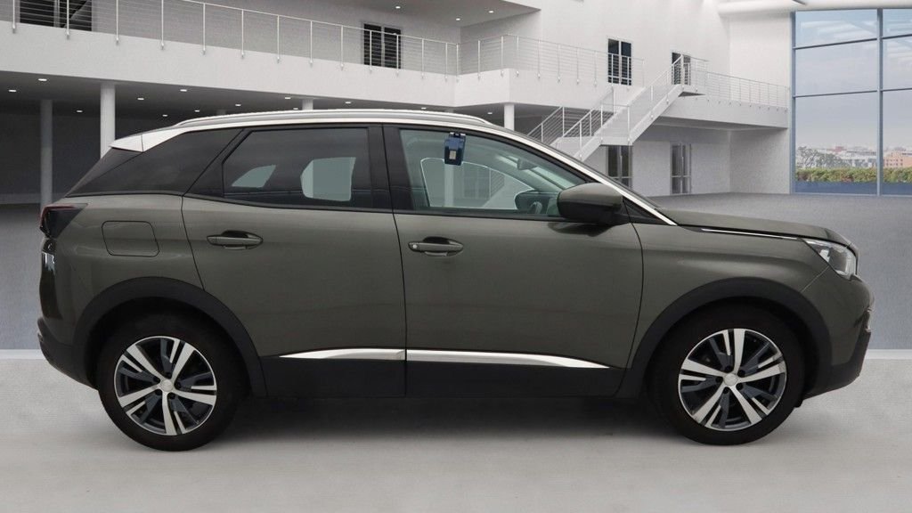 Used Peugeot 3008 2018 for sale - 76883540: Photo 6