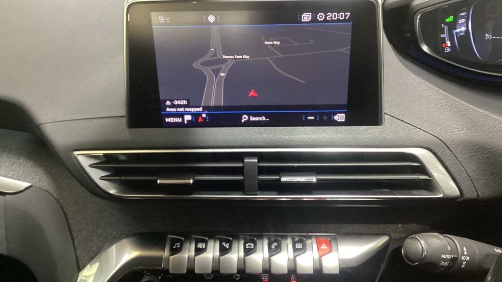 Used Peugeot 3008 2018 for sale - 76883540: Photo 9