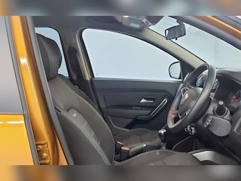 Used Dacia Duster 2019 for sale - 75777649: Photo