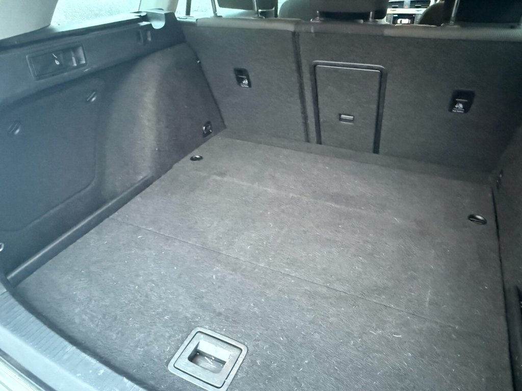 Used Volkswagen Golf 2017 for sale - 76950690: Photo 30