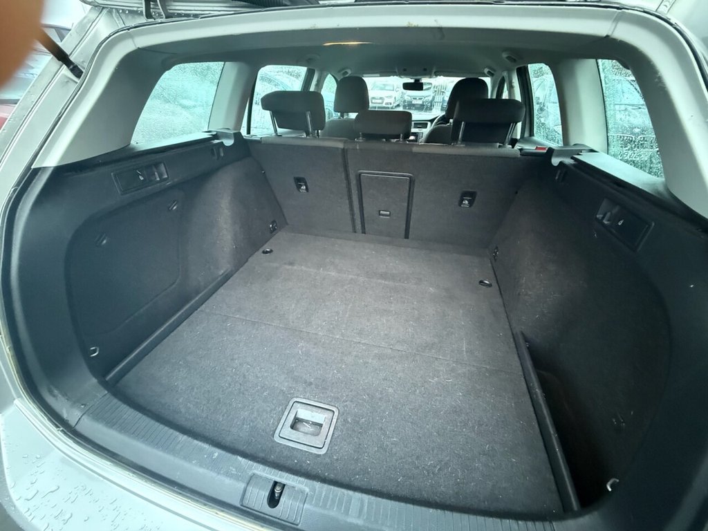 Used Volkswagen Golf 2017 for sale - 76950690: Photo 31