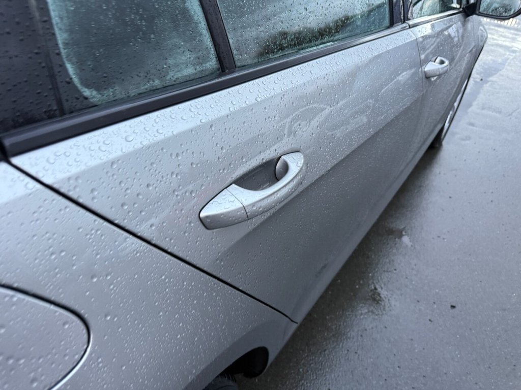 Used Volkswagen Golf 2017 for sale - 76950690: Photo 41