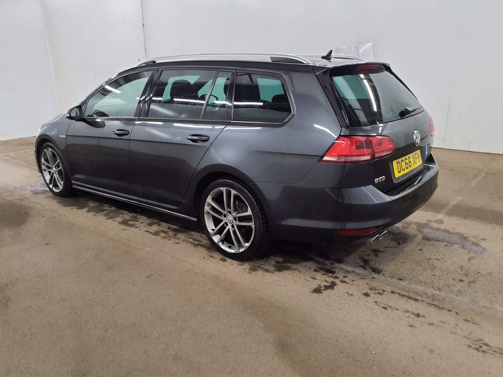 Used Volkswagen Golf 2016 for sale - 77850197: Photo 5