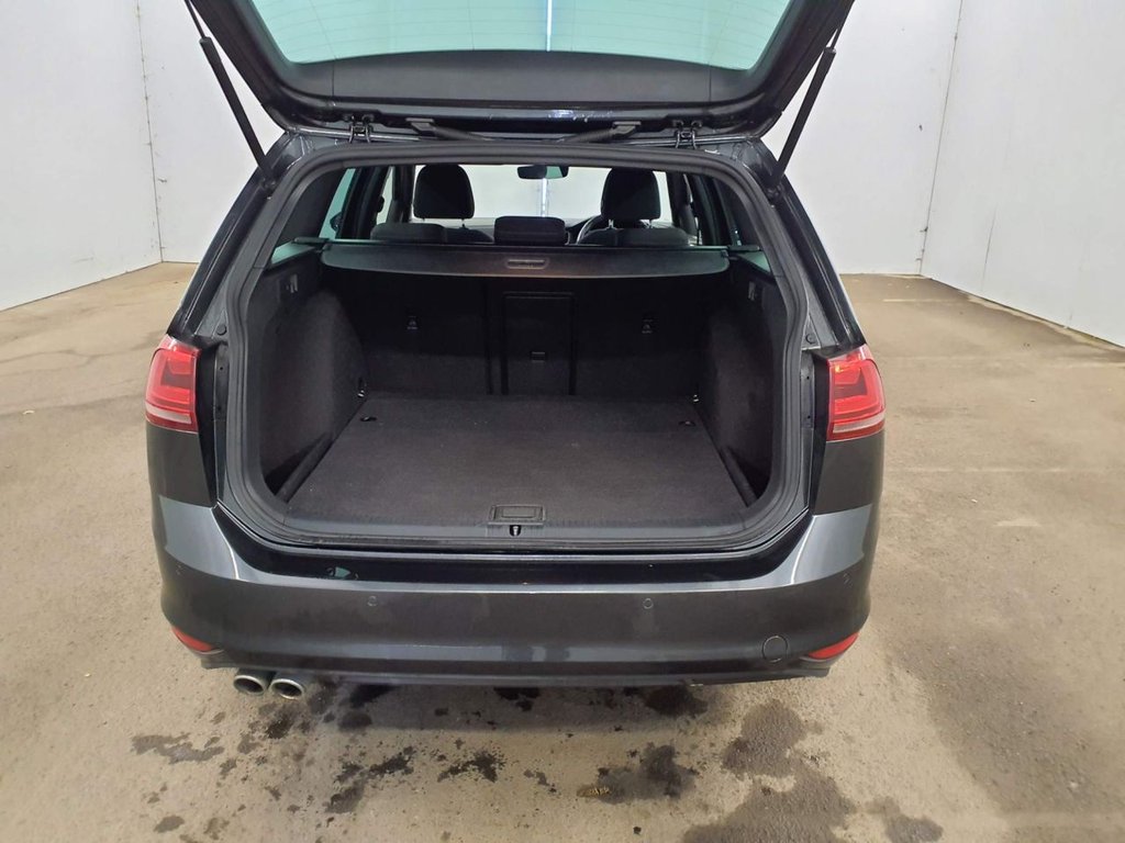 Used Volkswagen Golf 2016 for sale - 77850197: Photo 6