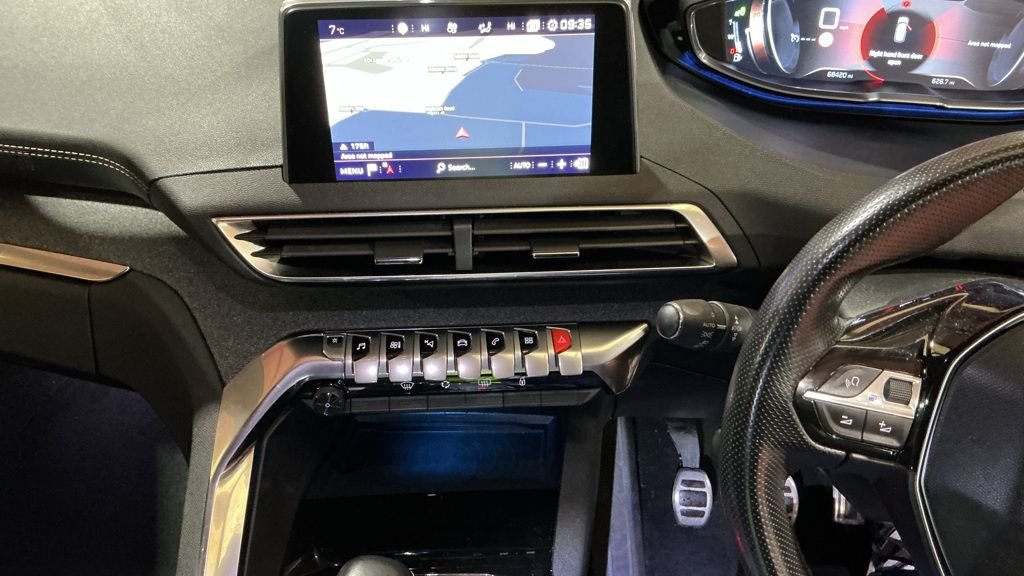 Used Peugeot 3008 2018 for sale - 77356695: Photo 10