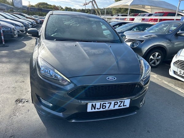 Used Ford Focus 2017 for sale - 76250173: Photo 11