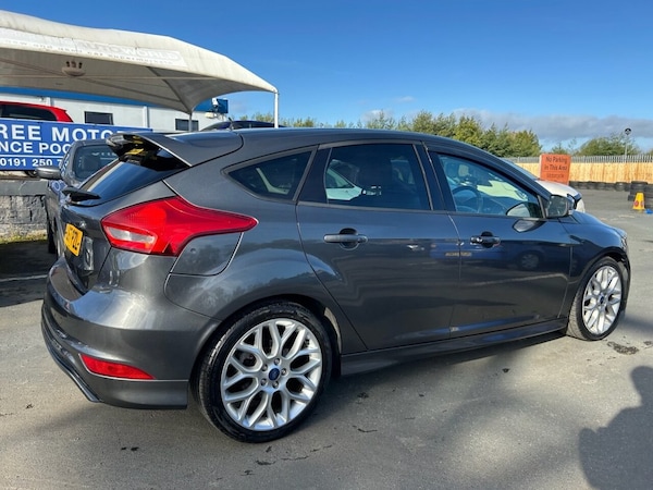 Used Ford Focus 2017 for sale - 76250173: Photo 42