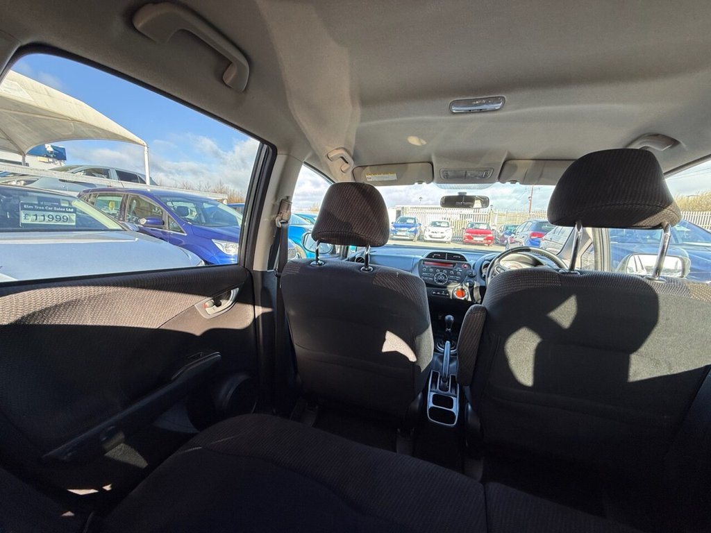 Used Honda Jazz 2014 for sale - 77655089: Photo 32