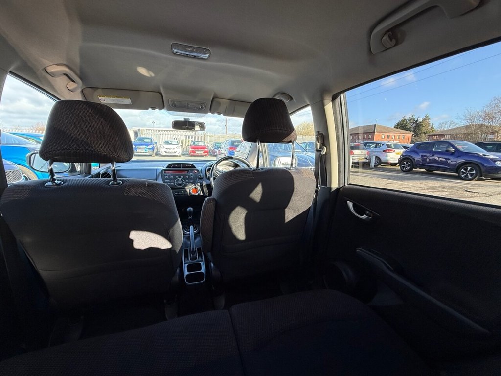 Used Honda Jazz 2014 for sale - 77655089: Photo 33