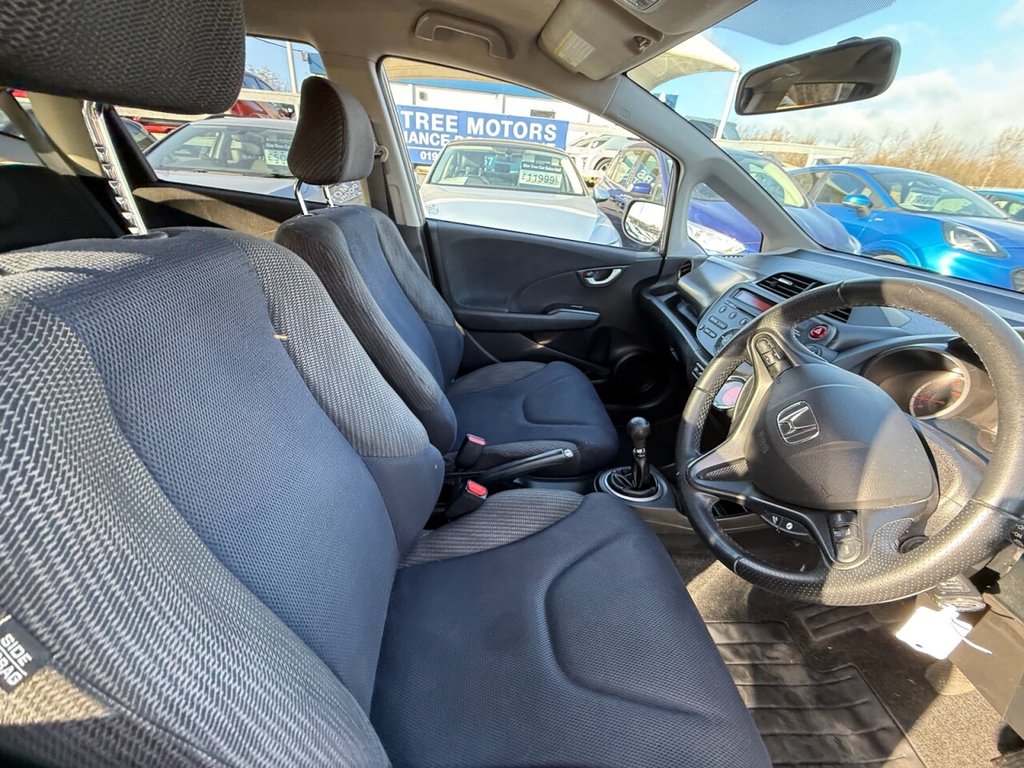 Used Honda Jazz 2014 for sale - 77655089: Photo 42