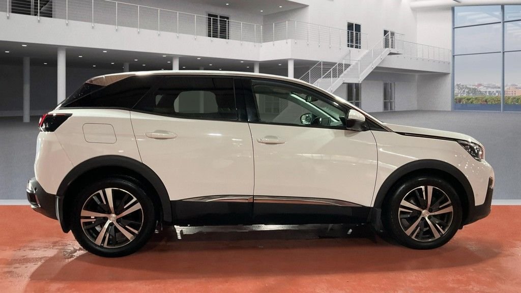 Used Peugeot 3008 2018 for sale - 77328375: Photo 5