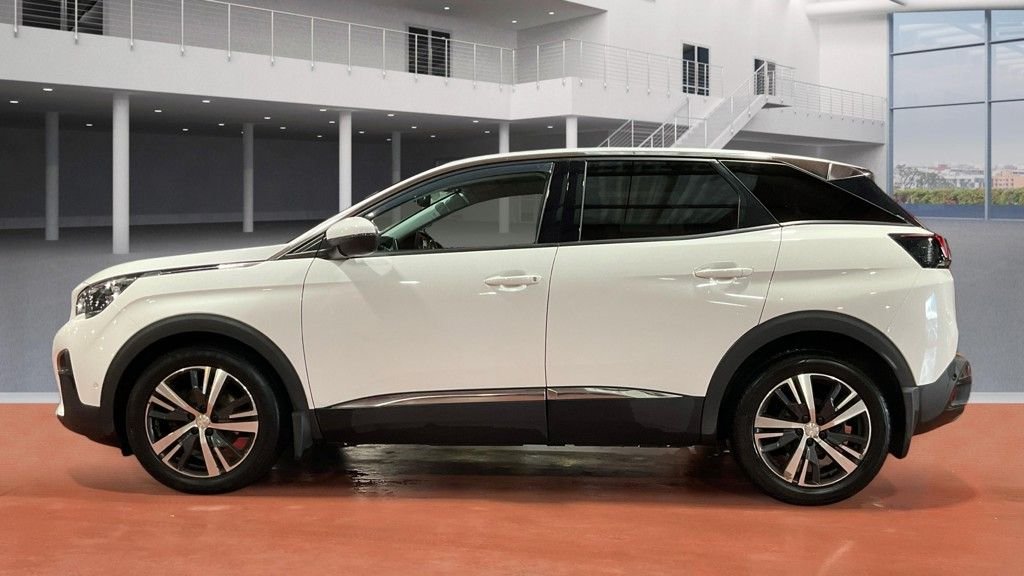 Used Peugeot 3008 2018 for sale - 77328375: Photo 6