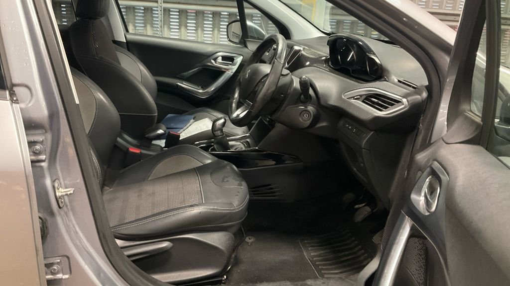 Used Peugeot 2008 2016 for sale - 77483364: Photo 7