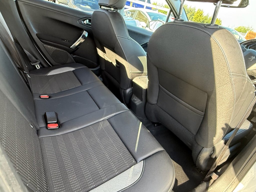 Used Peugeot 2008 2016 for sale - 76029293: Photo 50