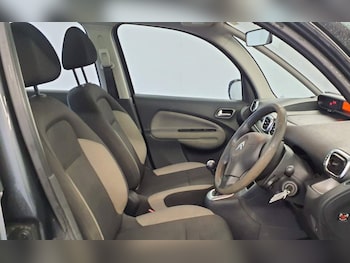 Used Citroen C3 Picasso 2014 for sale - 77820651: Photo