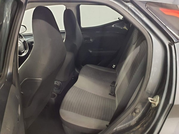 Used Toyota AYGO 2019 for sale - 76323648: Photo 5