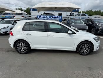 Used Volkswagen Golf 2018 for sale - 79574052: Photo