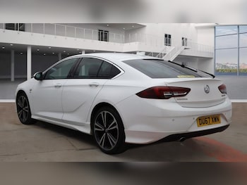 Used Vauxhall Insignia 2017 for sale - 77583394: Photo