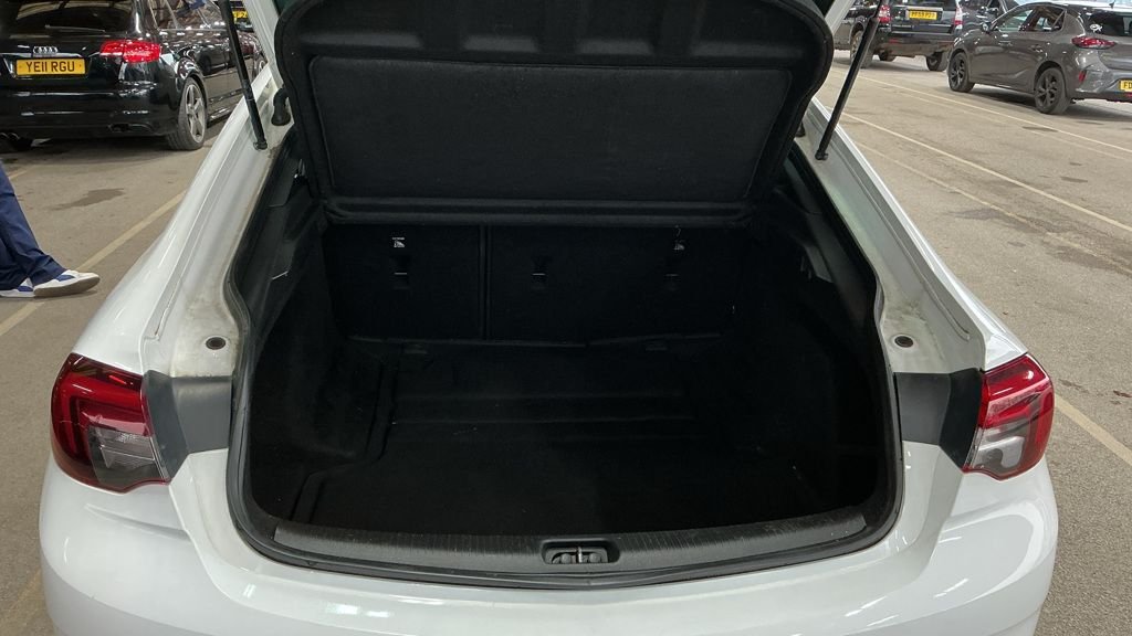 Used Vauxhall Insignia 2017 for sale - 77583394: Photo 7