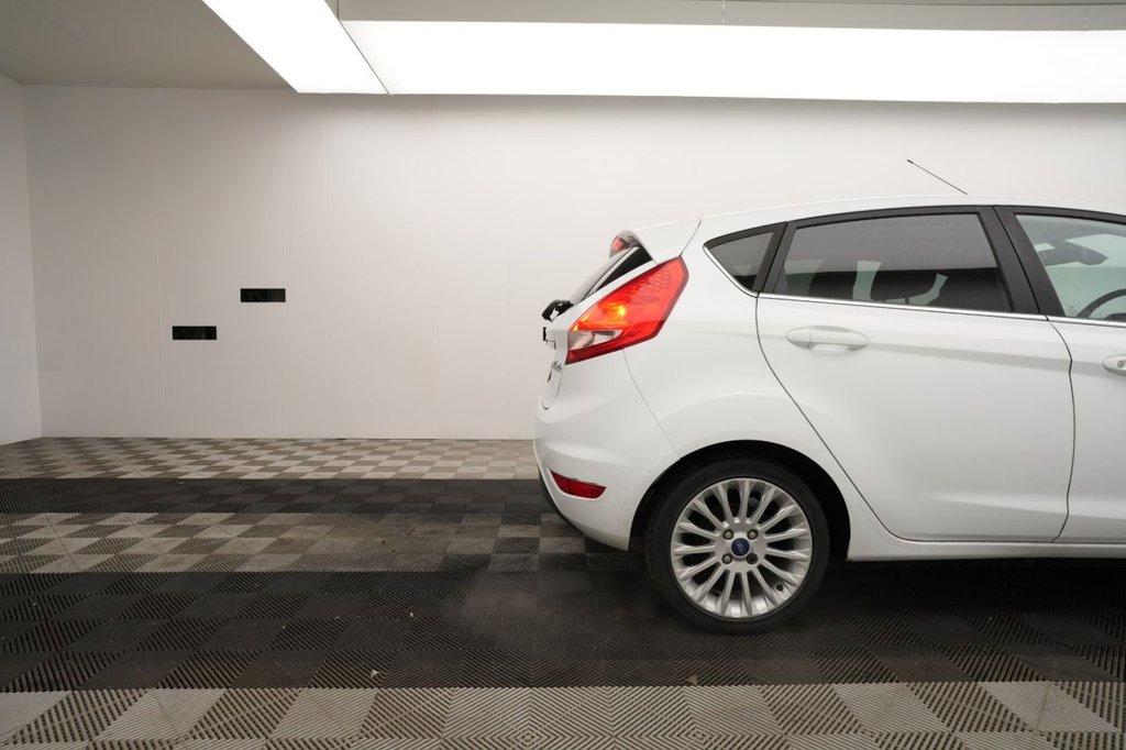 Used Ford Fiesta 2011 for sale - 76841268: Photo 6