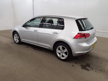Used Volkswagen Golf 2015 for sale - 78851145: Photo