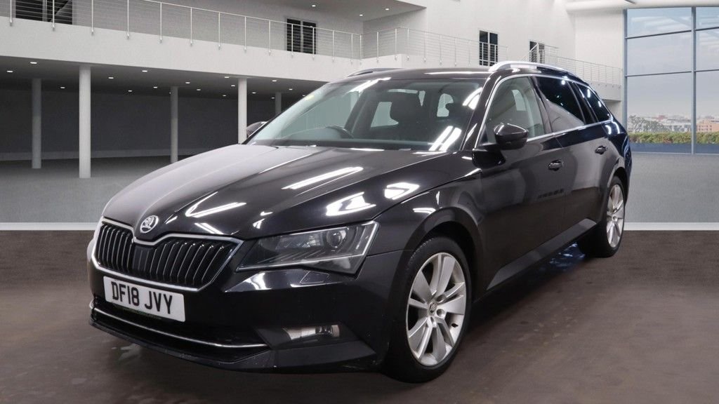 Used Skoda Superb 2018 for sale - 77227126: Photo 2