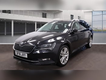 Used Skoda Superb 2018 for sale - 77227126: Photo