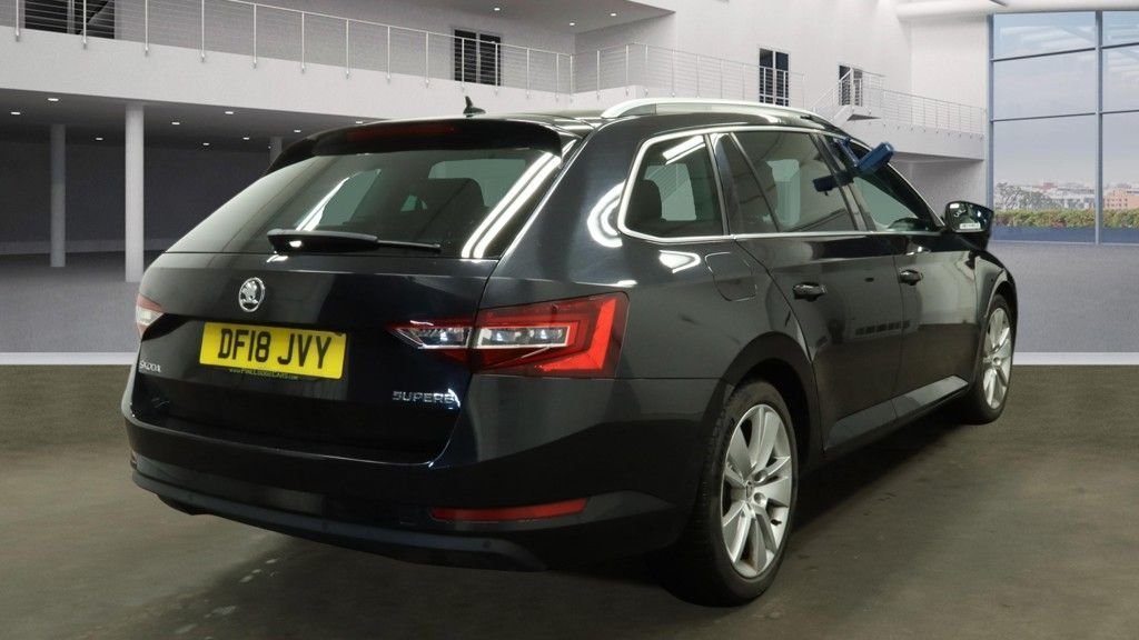 Used Skoda Superb 2018 for sale - 77227126: Photo 4