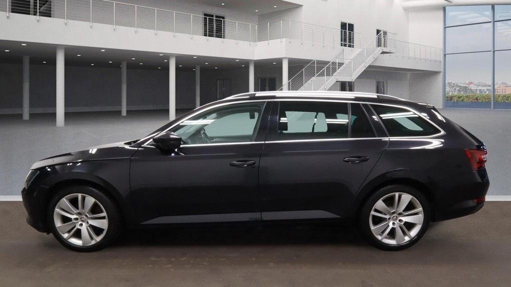 Used Skoda Superb 2018 for sale - 77227126: Photo 6