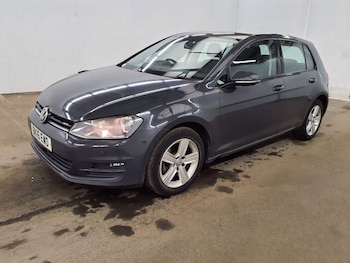 Used Volkswagen Golf 2016 for sale - 78514492: Photo