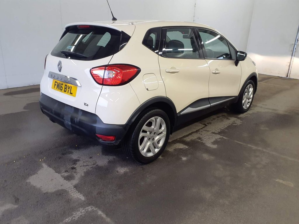 Used Renault Captur 2016 for sale - 77557952: Photo 6
