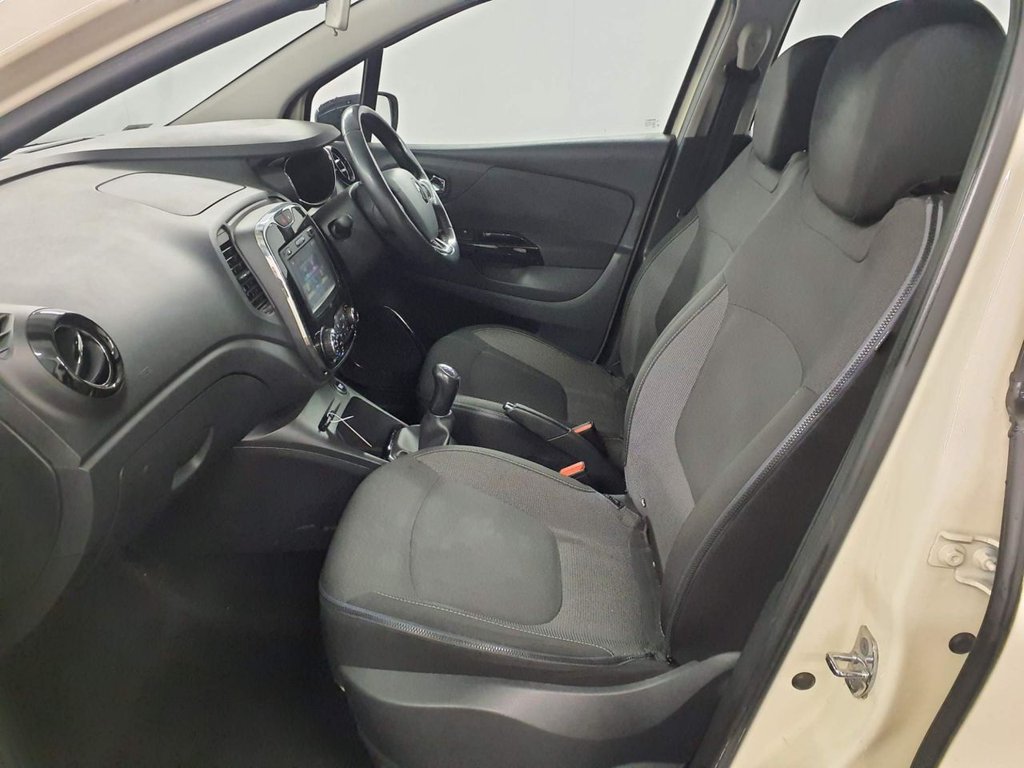 Used Renault Captur 2016 for sale - 77557952: Photo 8