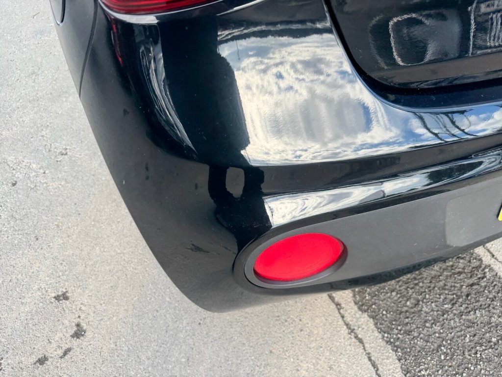 Used Hyundai i10 2019 for sale - 76029395: Photo 39
