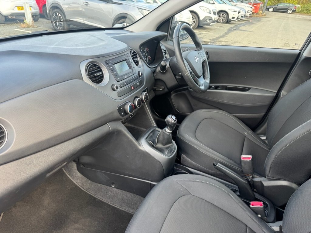 Used Hyundai i10 2019 for sale - 76029395: Photo 9