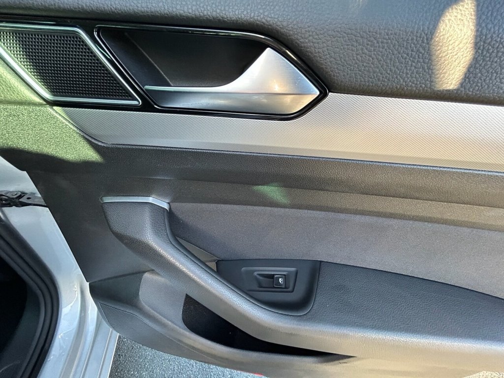 Used Volkswagen Passat 2016 for sale - 76686265: Photo 50