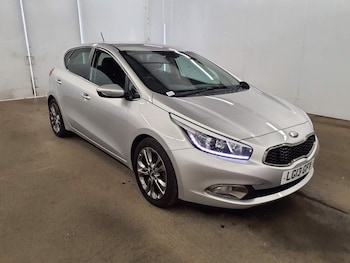 Used Kia Ceed 2013 for sale - 77905361: Photo
