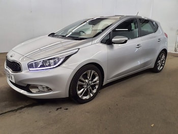 Used Kia Ceed 2013 for sale - 77905361: Photo