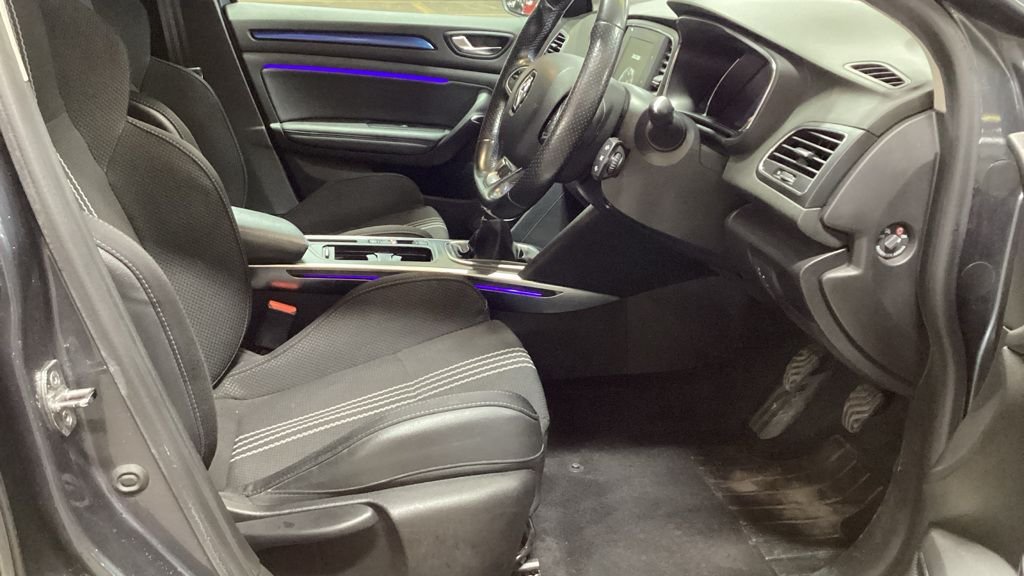 Used Renault Megane 2019 for sale - 77748743: Photo 9