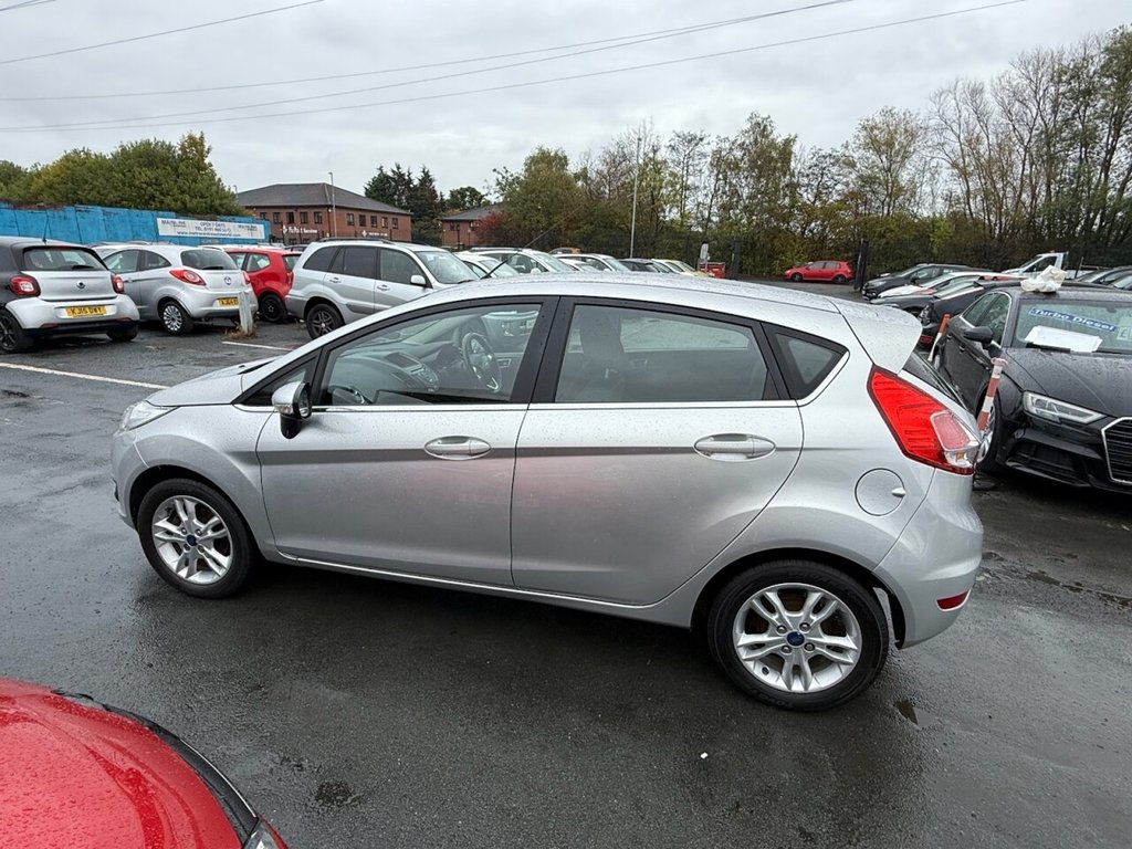 Used Ford Fiesta 2015 for sale - 76582205: Photo 24