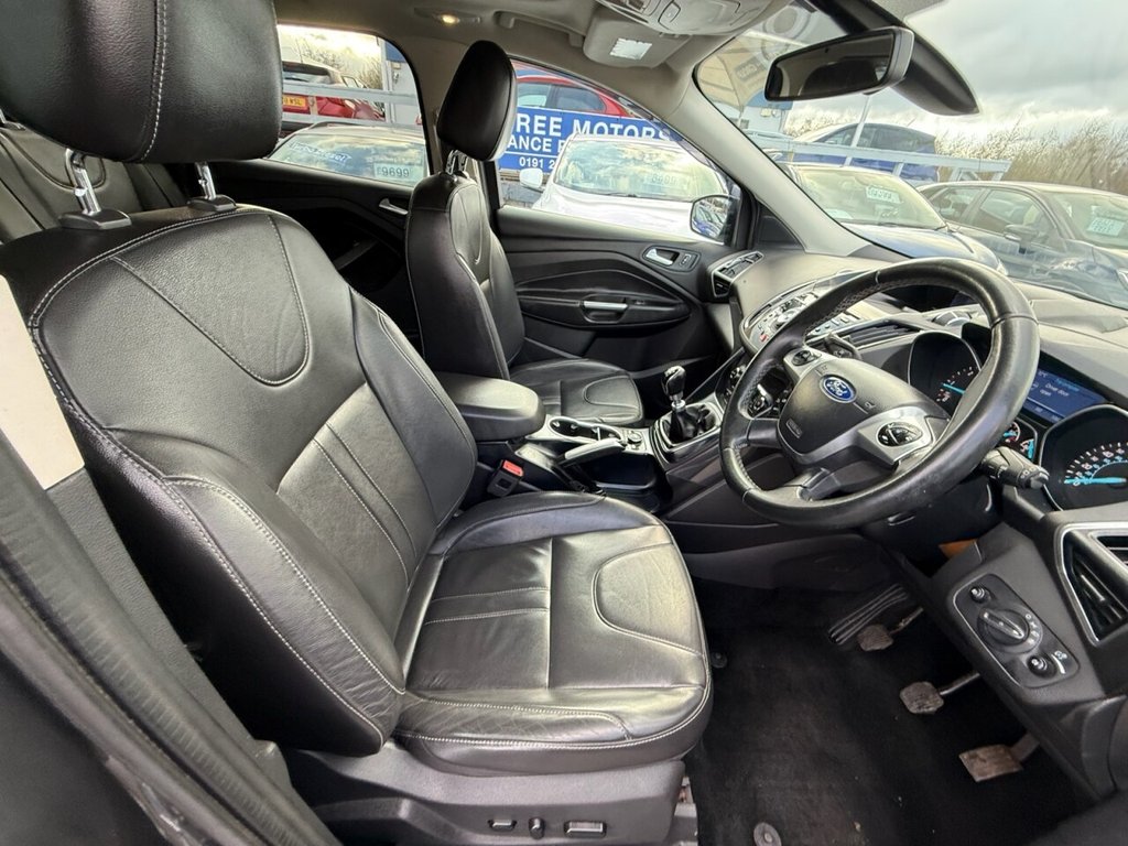 Used Ford Kuga 2015 for sale - 77643041: Photo 40