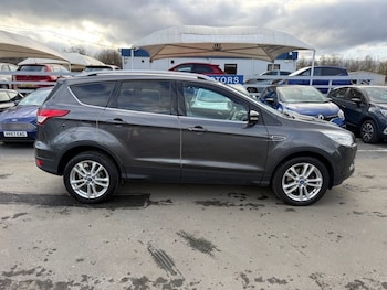 Used Ford Kuga 2015 for sale - 77643041: Photo