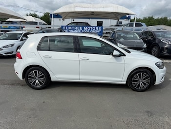 Used Volkswagen Golf 2018 for sale - 78749035: Photo