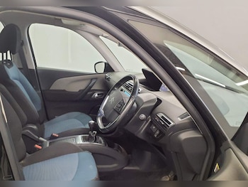 Used Citroen C4 Grand Picasso 2017 for sale - 76245206: Photo 2